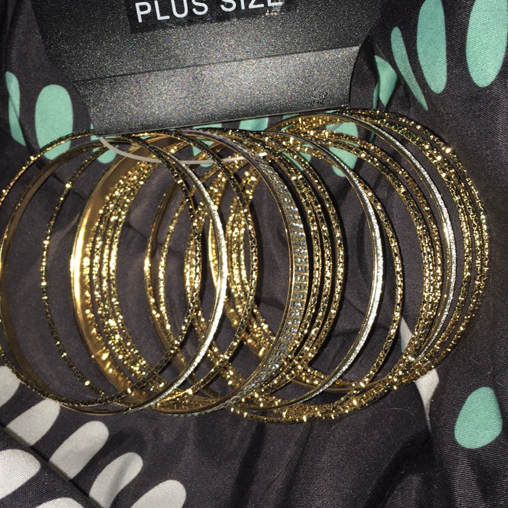 Bangle bracelets - Picture 2 of 2